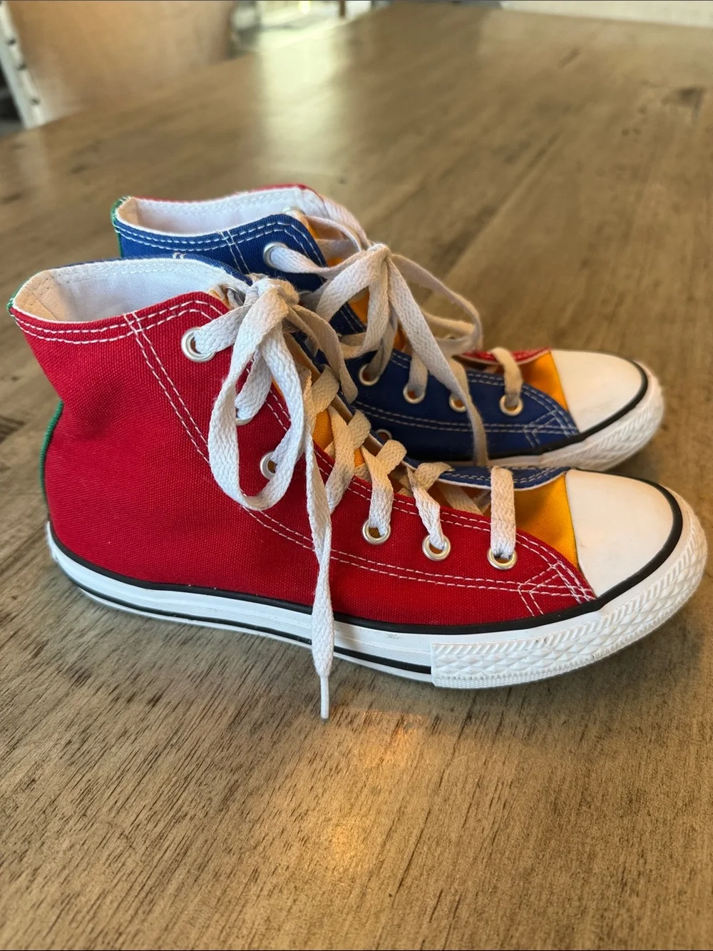 Converse Sneakers, Kids Size 3 High-Top Sneakers